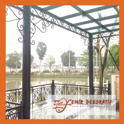 Ferforje Tasarım Korkuluk