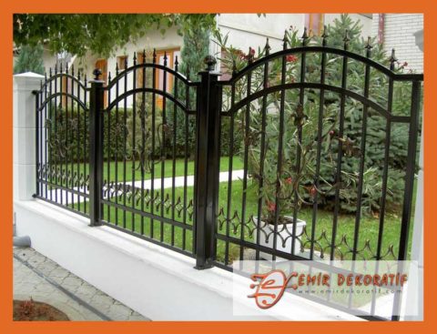 Ferforje duvar korkuluk modeleri