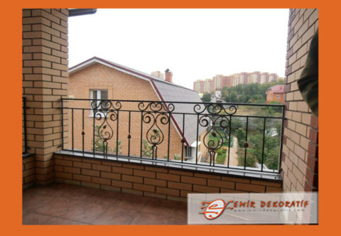 Ferforje balkon korkulukları8