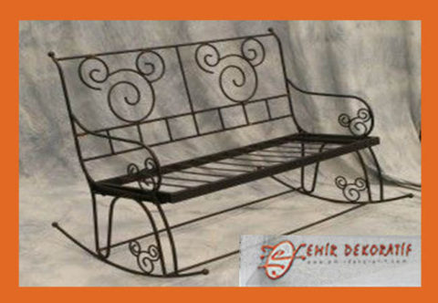 Ferforje sallanan sandalye